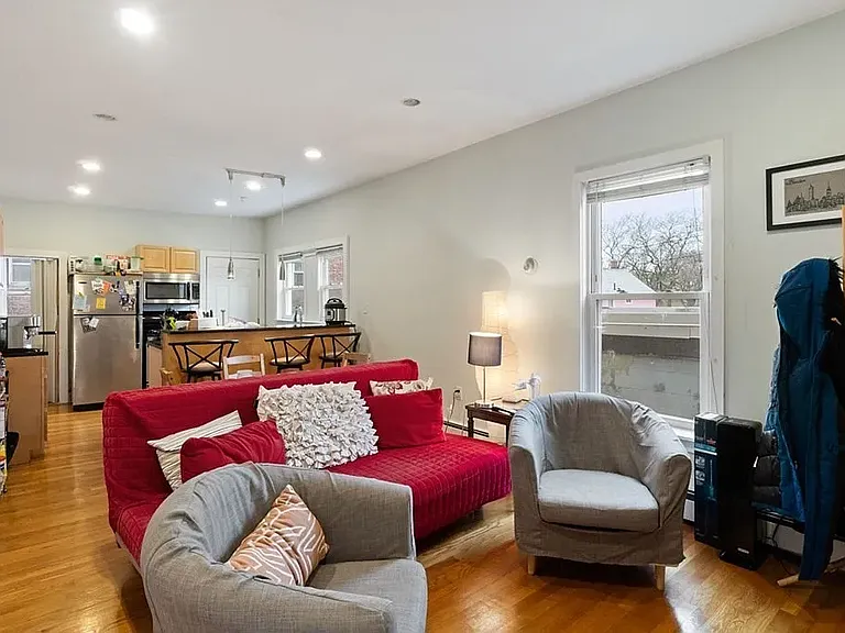 960 Cambridge St #2 — Photo 6
