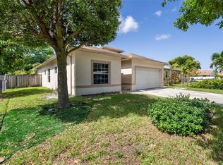 2956 NW 6th Ct, Pompano Beach, FL 33069