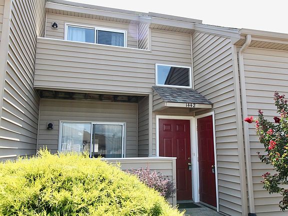 2nd image of 1442 Bradley Dr #6dba5ef8e