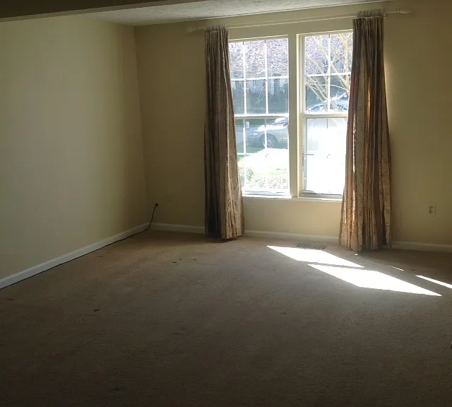 Living Room_04042016