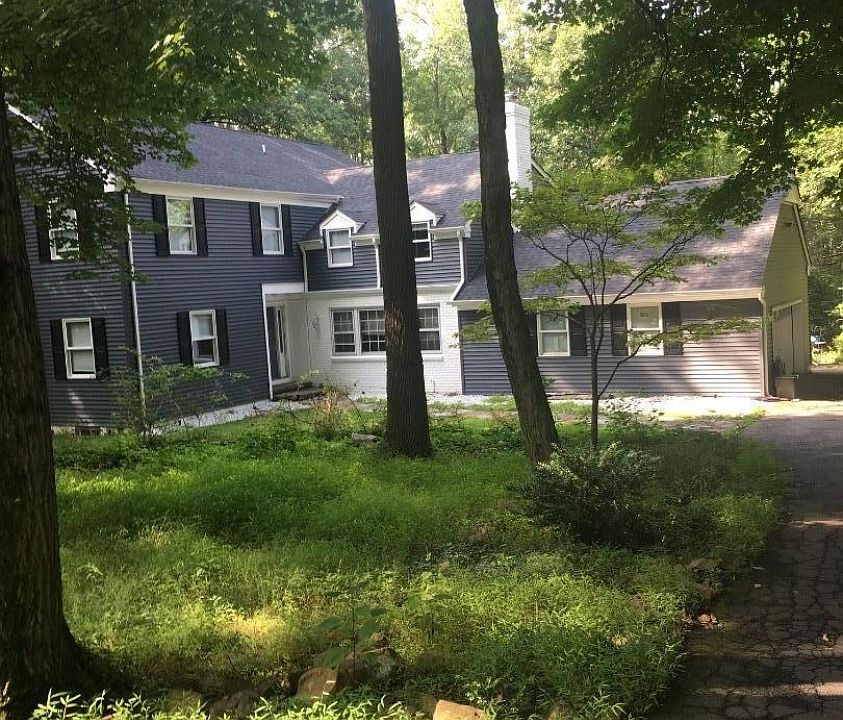 1st image of 14 Sunrise Dr