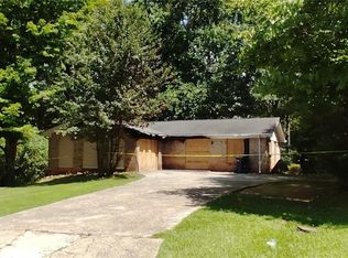 4117 Forest Ct, Douglasville, GA 30135