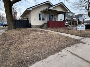 1060 E Market St, Nappanee, IN 46550