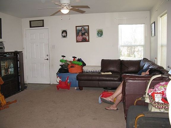 5th image of 411 N Vallie Ave