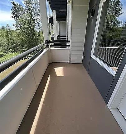 2nd image of 2401 Lake Dr #108