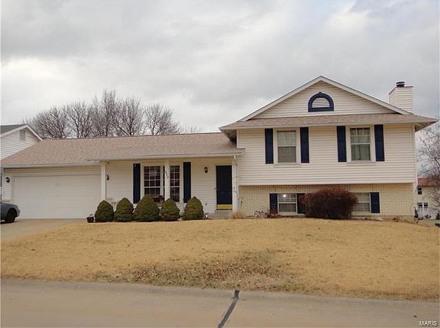 2nd image of 313 Trailview Ave