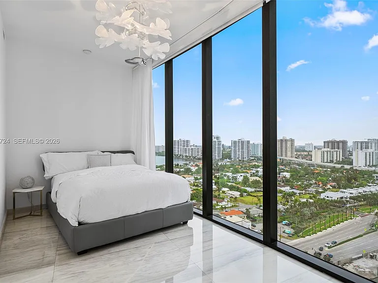 18555 Collins Ave #2105 — Photo 15