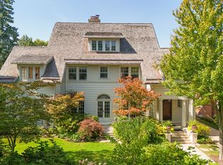 1030 Sheridan Rd, Evanston, IL 60202