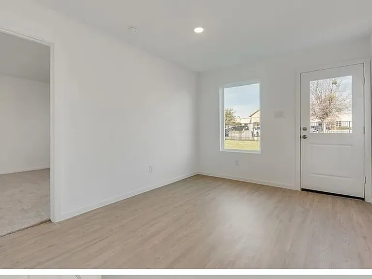 613 Holleman Dr — Photo 9