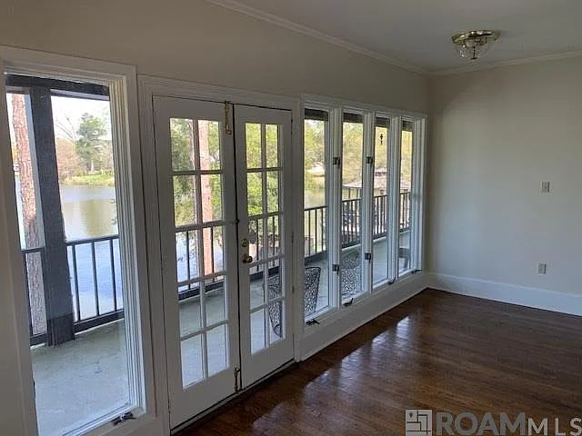 1503 Stanford Ave #1503 — Photo 6