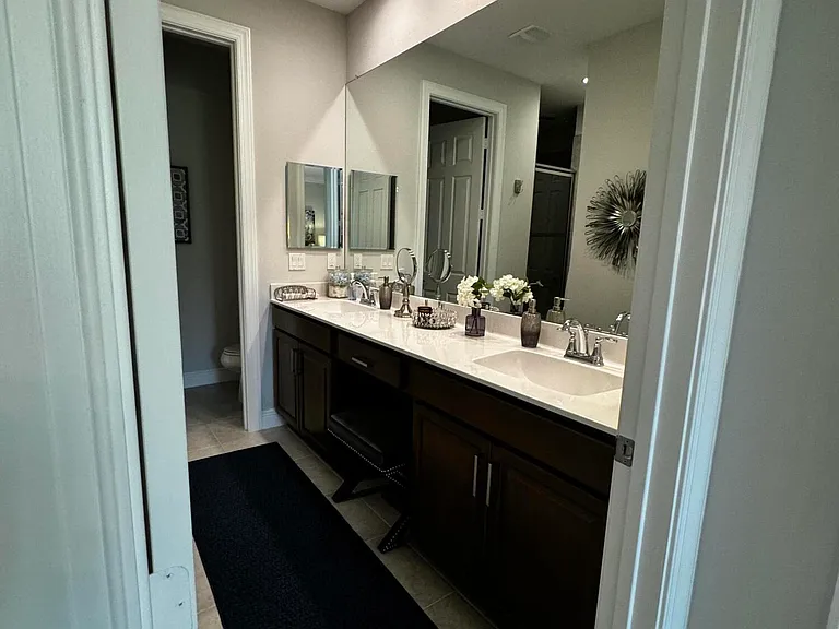 6008 Bella Rosa Ln — Photo 20