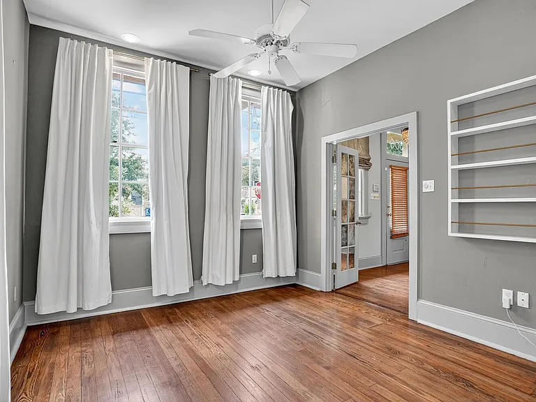 300 Lowerline St — Photo 10