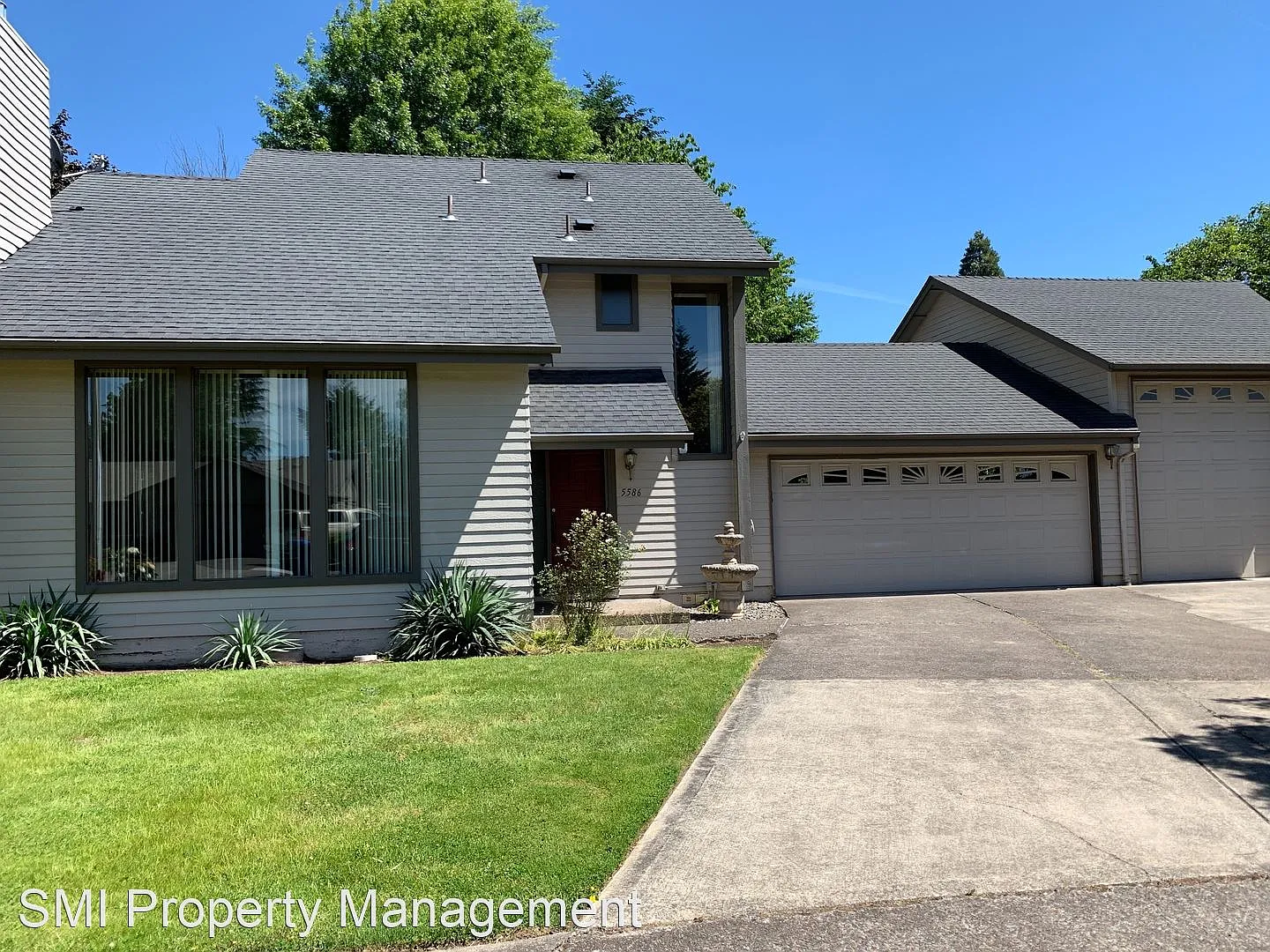 5586 Willapa Ct NE photo 1