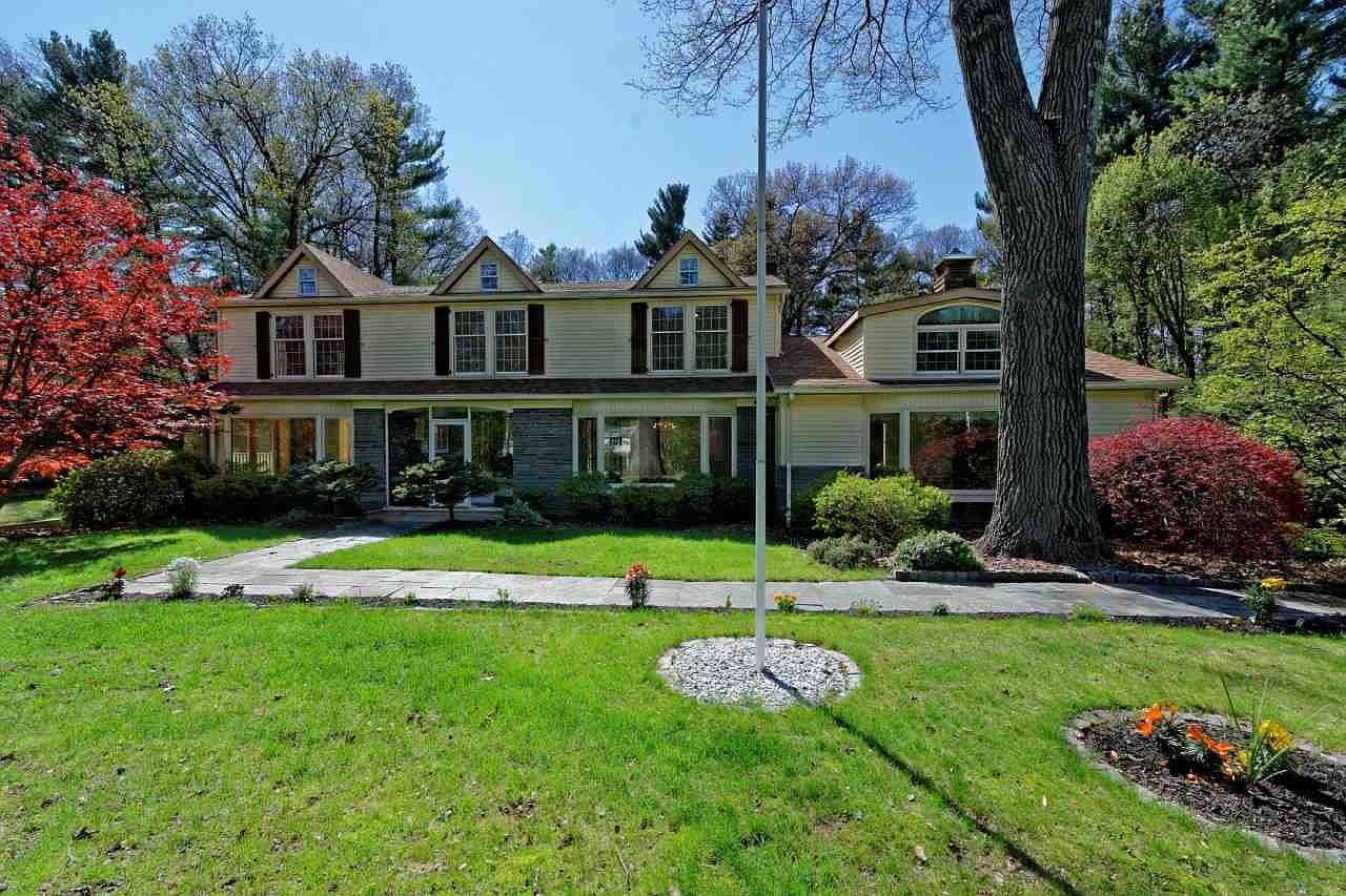 4 Pine Hill Bnd, Ballston Lake, NY 12019 Zillow