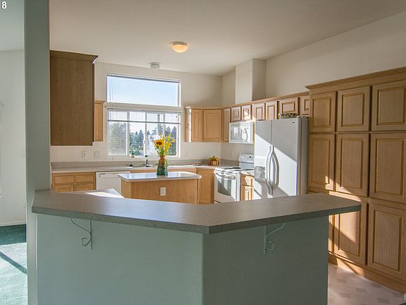 5th image of 16451 Stitt Ln