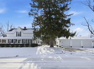 2644 N County Road 1800 E, Charleston, IL 61920