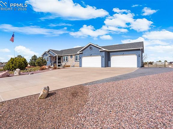 3rd image of 1655 W Camino De Los Ranchos