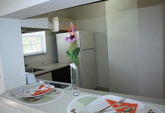 4th image of 800 Cypress Park Way #G1