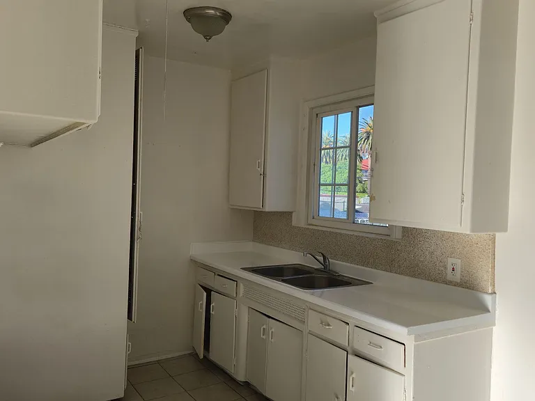 1520Norm — Photo 10