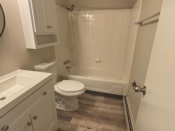 3rd image of 2901 Sage St APT 3