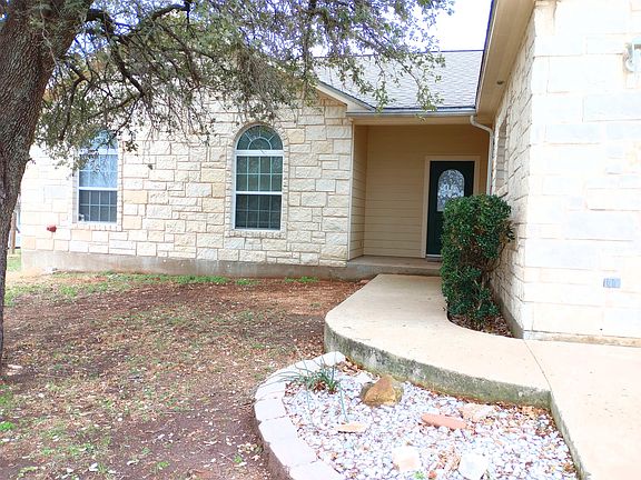 2nd image of 127 W Persimmon Dr