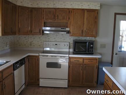Kitchen - all appliances included