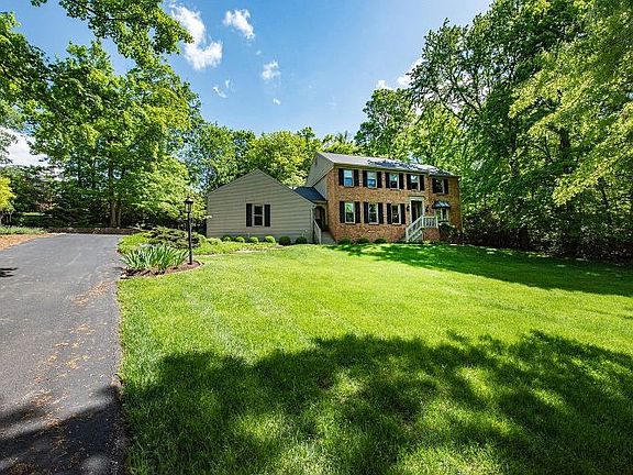 2nd image of 2486 Royalview Ct