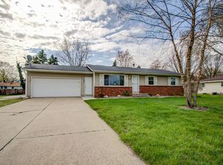 6525 Arthur Ave, Jenison, MI 49428