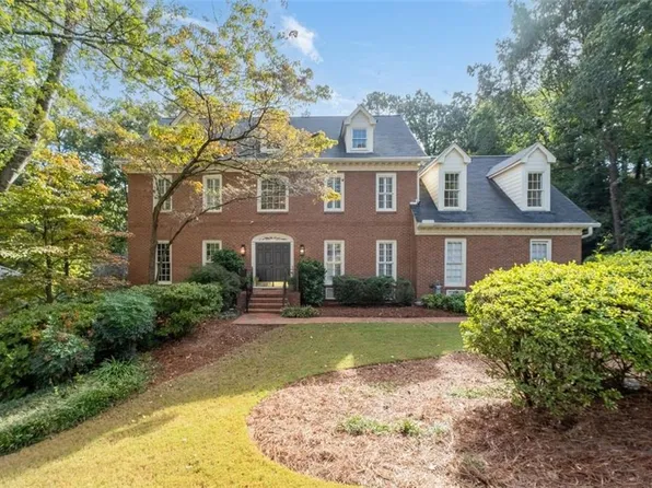 1152 Byrnwyck Rd, Atlanta, GA 30319