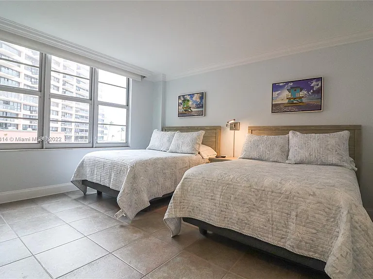 5161 Collins Ave #404 — Photo 13