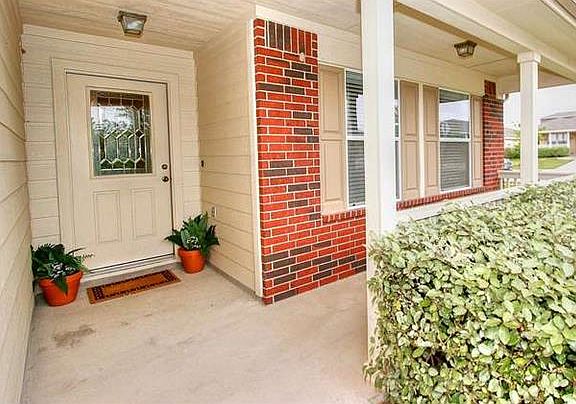 4th image of 236 Tolcarne Dr