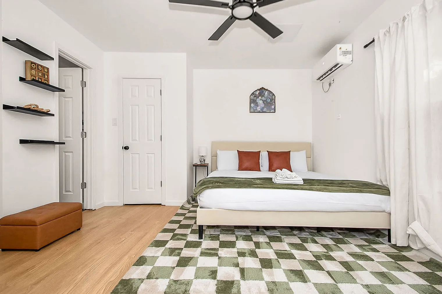 Studio, 1.0 bath, $1,241 — Photo 1