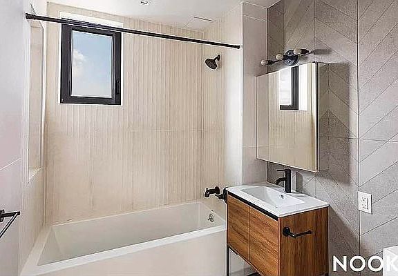 5th image of 276 Grand Concourse #1172