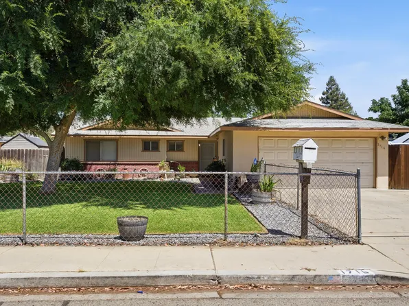 1716 S Santa Fe Street, Visalia, CA 93292