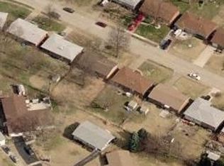 550 Ryan Dr, Florissant, MO 63031