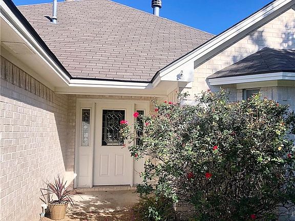 2nd image of 3315 Fredrick Ct