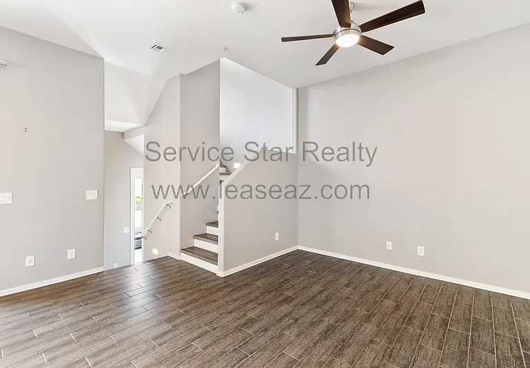 888 N Imperial Pl — Photo 12