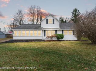 9983 Carlisle Hwy, Vermontville, MI
