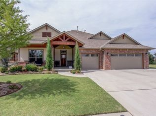 3033 Trailhead Dr, Edmond, OK 73034