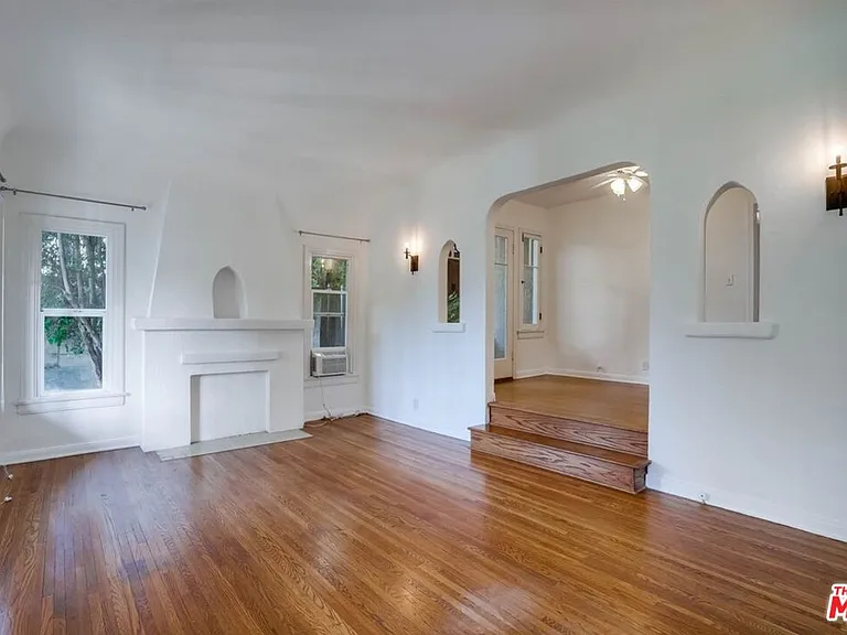 3221 Berkeley Ave — Photo 5