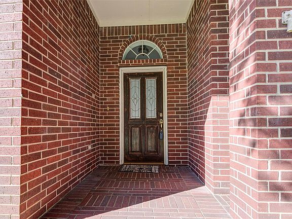 3rd image of 6514 Canyon Estates Ln