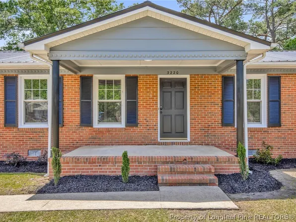 3220 Periwinkle Dr, Fayetteville, NC 28306