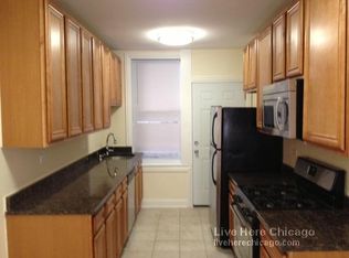 6214 N Mozart St, Chicago, IL 60659