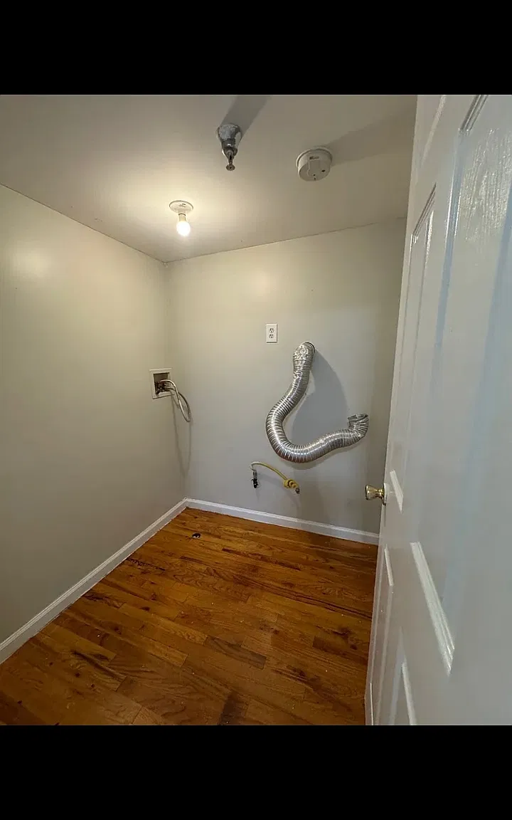 3 bed, $2,350 — Photo 3
