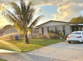 5629 SW 40th St, West Park, FL 33023