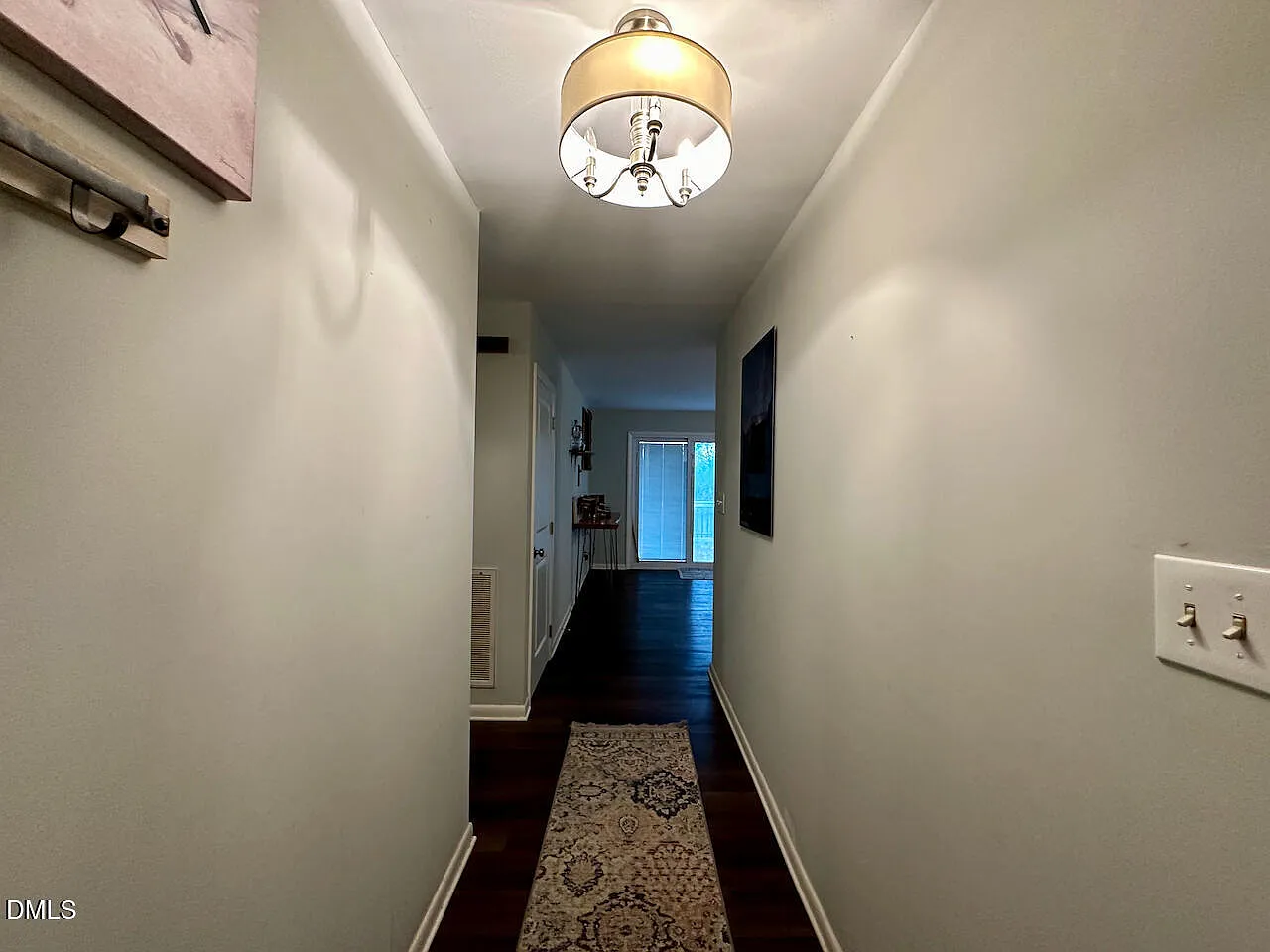 3 bed, 2.0 bath, 1444 sqft, $2,450 — Photo 4