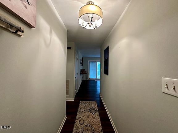 4th image of 2344 Ravenhill Dr