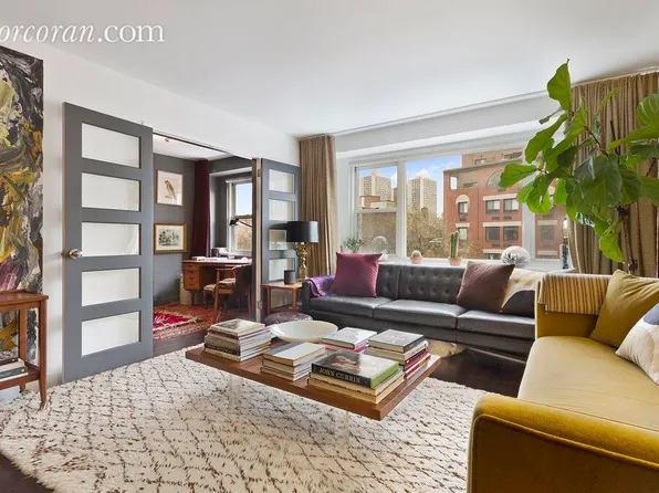 2 Charlton St APT 6J, Manhattan, NY 10014