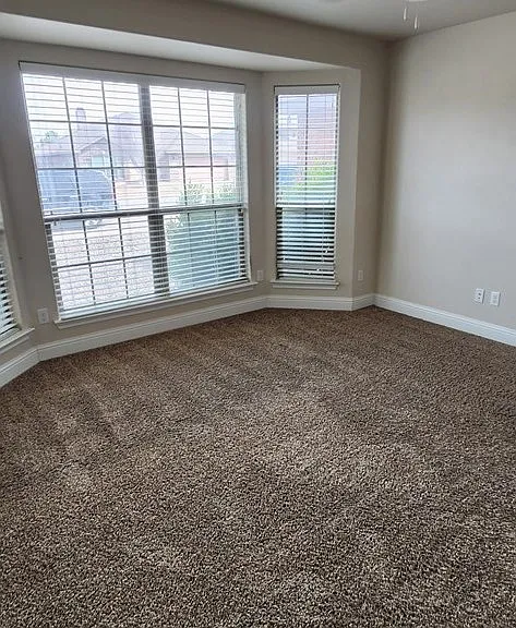 907 Candlestick Dr — Photo 11