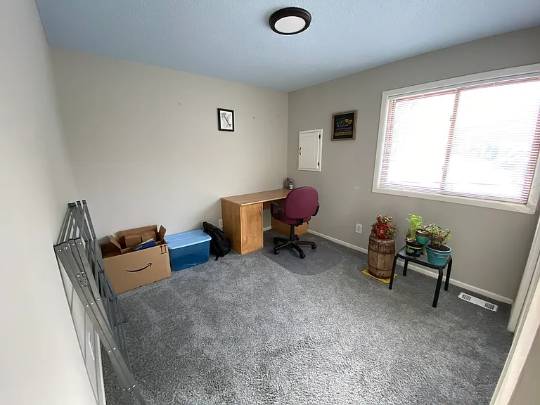 813 Welter Rd SE — Photo 7
